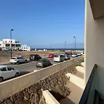 El Ocean View Apartment *