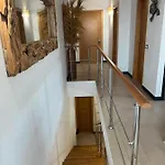 El Ocean View Apartment *