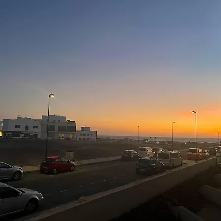 El Ocean View Apartment *