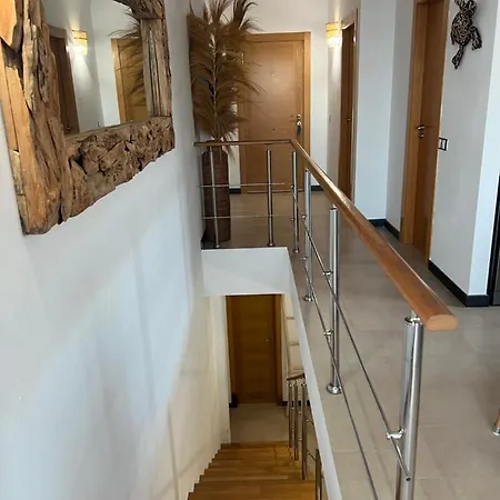 El Ocean View Apartment *